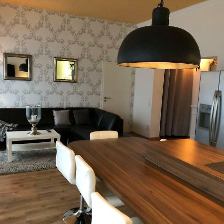 Modernes Und Gemuetliches Appartment Mit Terrasse, Stadtnah رافنسبرغ المظهر الخارجي الصورة