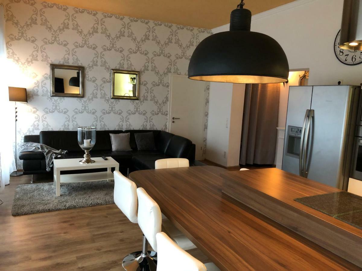 Modernes Und Gemuetliches Appartment Mit Terrasse, Stadtnah رافنسبرغ المظهر الخارجي الصورة