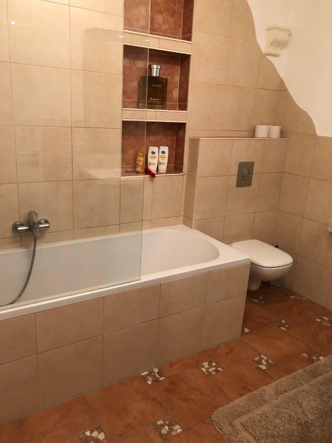 Modernes Und Gemuetliches Appartment Mit Terrasse, Stadtnah رافنسبرغ المظهر الخارجي الصورة